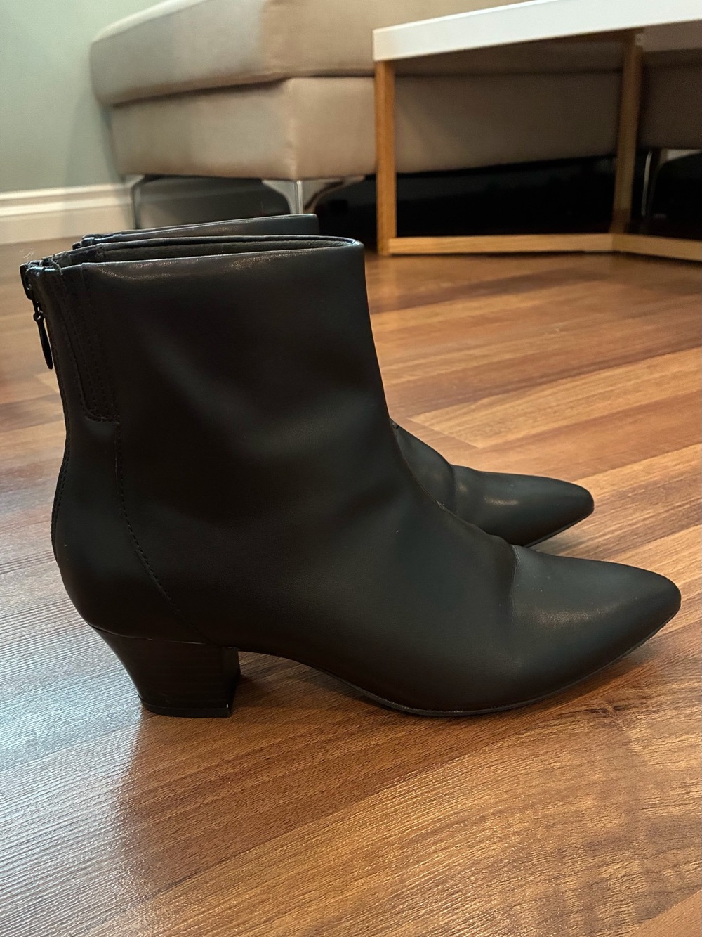 Clarks Black Pointed-Toe Leather Ankle Booties